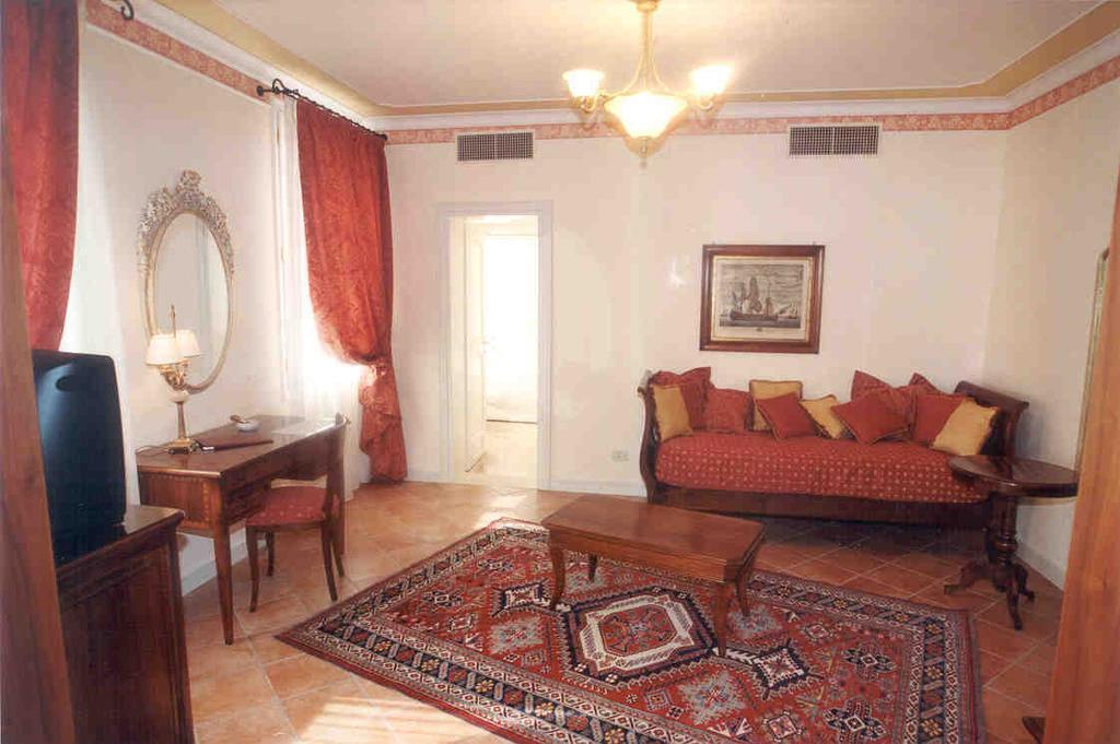 Villa Fiorita Монастьер-ди-Тревизо Экстерьер фото