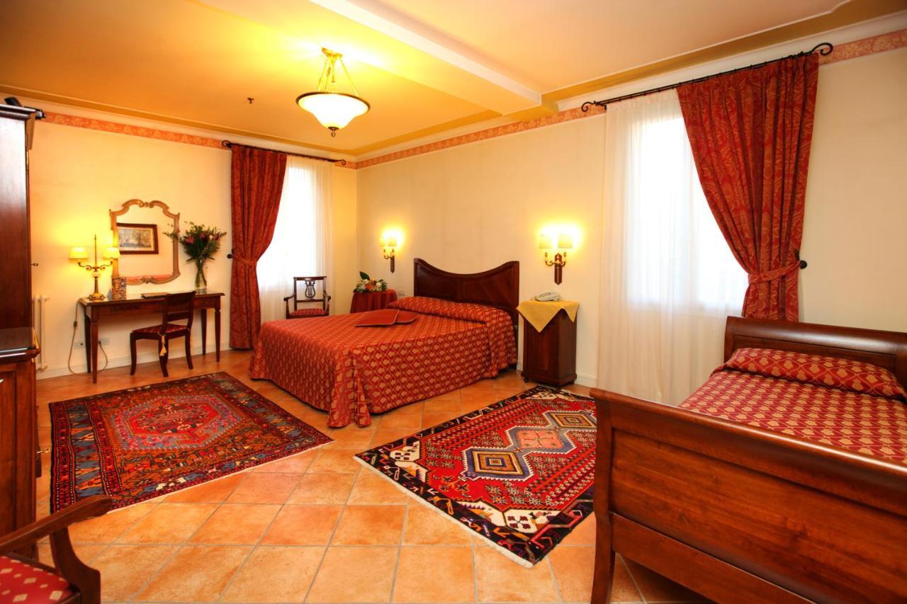 Villa Fiorita Монастьер-ди-Тревизо Экстерьер фото